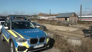 ЧП в скоростном поезде в ФРГ: нападавший предварительно признан невменяемым