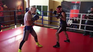 Исмаил Илиев спаррингует с разными по стилю боксерами