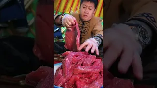 Amazing Mongolian Man Cutting Beef and Cooking With Old Mongolian Traditional Style #260