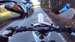 Pure sound of AKRAPOVIC 🔥💥 KTM EXC 500 Soundcheck riding Wheelies