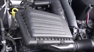 Air filter replacement Skoda Octavia III