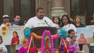 'Marcha de los Ninos': Family of children killed in Uvalde gather at Texas Capitol | FOX 7 Austin