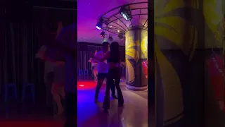 Quang Tuấn với vũ điệu Bachata Sensual cùng Bích Ngọc nữ nghệ sỹ số 1 Việt Nam. 👍👌❤️❤️❤️