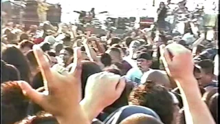Rage Against the Machine live at the 2000 DNC (Live Audience shot full performance)