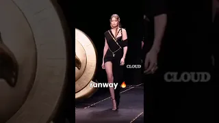 gigi hadid backstage vs Runway slaying 🔥   #gigihadid #gigi #runway #model #shorts