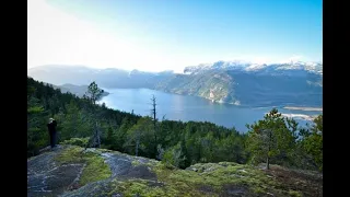 Shannon Falls and Sea to Sky Gondola - The third highest fall in BC