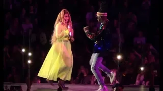 Nicki Minaj & Stylo G - Touchdown Live @ The O2 London