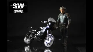 TOECUTTER MOTORCYCLE MAD MAX 1.18 SCALE CUSTOM MODEL