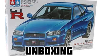 Nissan Skyline GTR (V Spec) R34 Unboxing - 1/24 model kit by Tamiya