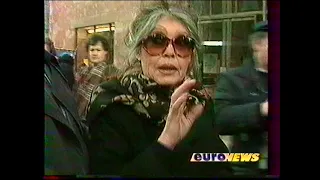 Brigitte Bardot assiste aux obsèques de Jill Phipps (1995)