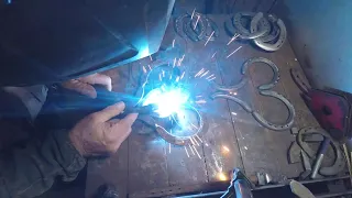 WELDING A HORSE SHOE HEART ❤️ RJF