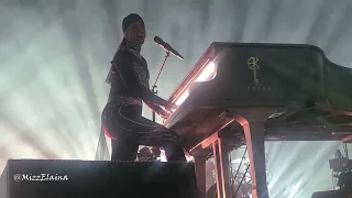 Jaw-Dropping Performance of 'Fallin' by Alicia Keys | Alicia + Keys Tour | St Louis 2022