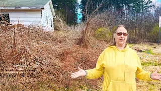 10,000 Lbs of TRASH! She BROKE down in TEARS when she heard it was FREE!