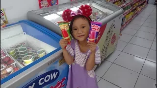 Nyobain Es krim Waku Waku Rasa Watermelon#Enak engga yah Rasanya!!! Glico Wings Ice Cream From Japan