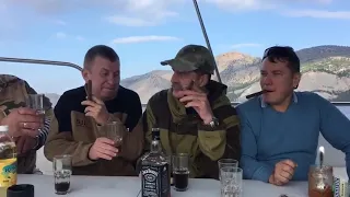 Хмурый, Бес и Керчь в Крыму