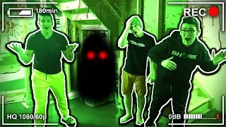 **GHOST FOUND** SCARY HIDE AND SEEK! 😱👻 Can UnspeakableGaming & 09SharkBoy ESCAPE?