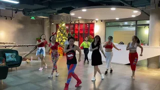 Jingle bells rock zumba dance