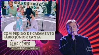 Fábio Júnior canta "Alma Gêmea" com pedido de casamento no Caldeirão com Mion (11/11/23)