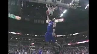 Vince`s Elbow Dunk @ WAS (4/18/01)