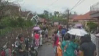 At least 6 killed in flash floods from torrential rain in Java