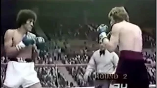 Salvador Sanchez vs Danny Lopez I (Highlights)