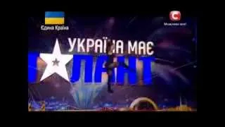 'Україна має талант 6' Татьяна Кундик - Баланс на проволоке Харьков [15.03.14]