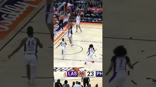 Phoenix Mercury’s Brittney Griner dunks on Ray Burrell of the Los Angeles Sparks 🔥￼🔥🔥 #wnba