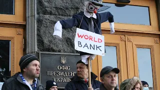 Час расплаты Украине нечем рассчитаться с долгами