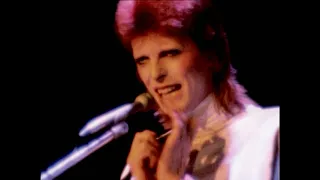 David Bowie - Cracked Actor (Live At Hammersmith Odeon, 1973)