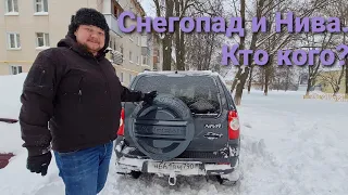 Test Lada Niva in the snowy Russian winter.Russian automobile industry. Is it worth buying?