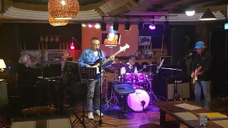 크라운밴드채널(공식)#저무는바닷가#LIVEMUSIC#허구헌날#위스키