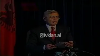 Rexhep Mejdani uron shqiptaret per Vitin e Ri (31 Dhjetor 1999)
