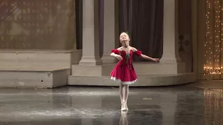 Маруся Олейникова (6 лет) - Вариация "Редисочки" из балета "Чиполлино"