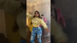 Галустян смотри на ...что? Тверк от Валерии #shorts #tiktok