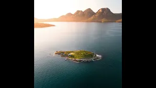 Picnic Island Tasmania - Private Island luxury accommodation in Tasmania, Australia