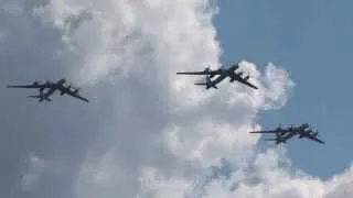 Russian Air Force Tu-95 Ту-95 Bear Fly over Russian Air Force 100th Anniversary Air Show 2012