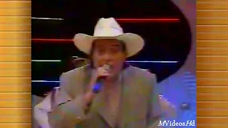 Marcelo Costa canta "Cai nos meus braços" no Especial Sertanejo (1998)