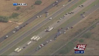 Standoff prompts I-35 closure near Dilley