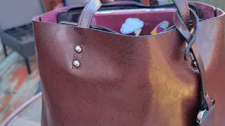 WHAT'S IN MY BAG? 👛🤎🩷👜Amazon leather tote