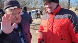 25 02 2024 года . часть 2. г Кропоткин ярмарка голубей декоративных птиц.