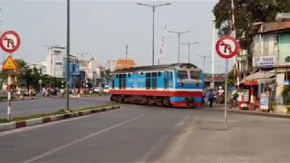 The largest railway crossing in Vietnam (2019)