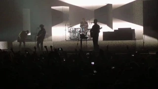 'Sex' - The 1975 LIVE