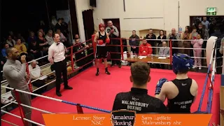 Junior amateur boxers in Amazing 50/50 match up! Who wins?
