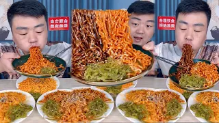 Xiaofeng Mukbang Delicious Food | Eating Friying Noodles with Sauce Hot Spicy 4 plates, Sausage
