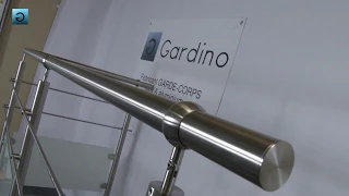 Système de pinces à verre et pose du remplissage verre pour garde-corps en inox - Gardino