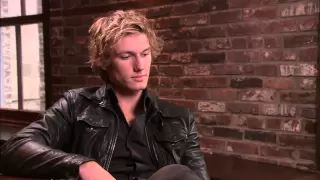 Beastly - Alex Pettyfer Interview