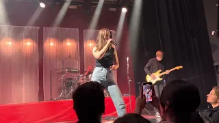 Sigrid - Burning Bridges @ Sentrum Scene 2. november 2023