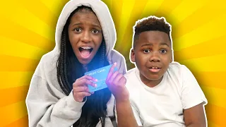 Kids STEAL MOM CREDIT CARD To Buy Games On ROBLOX!! LEARNS THEIR LESSON