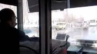 Водитель Башвтотранса нагло курит - 51а ВХ614