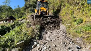 Repairing Extreme Landslide Damaged Hilly Road with Jcb Backhoe